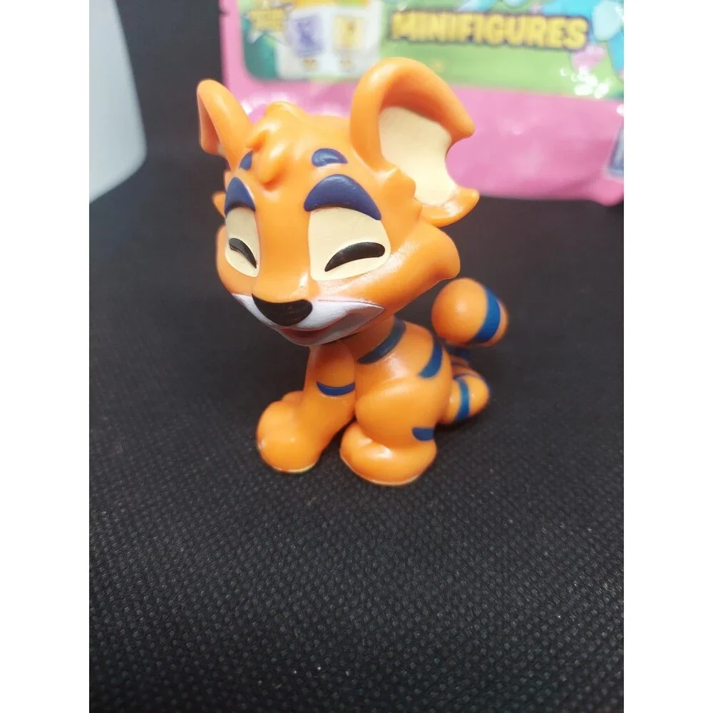 Neopets Phatmojo Minifigure Blind Bag Kougra with Bag and Code